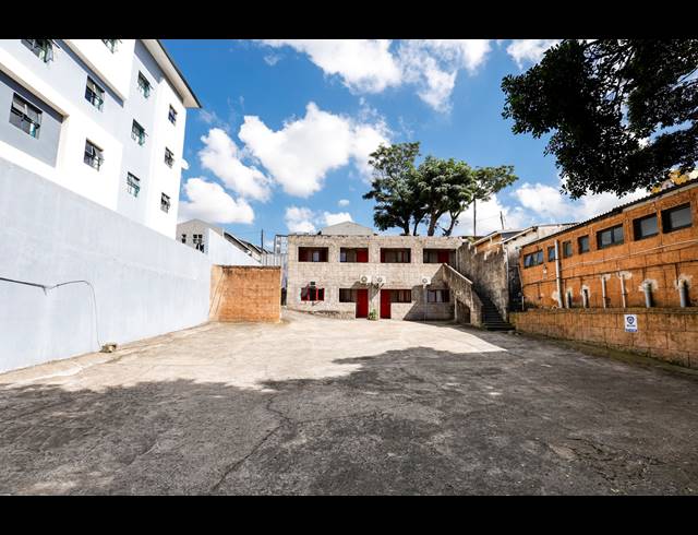 800M² GUESTHOUSE FOR SALE IN OVERPORT